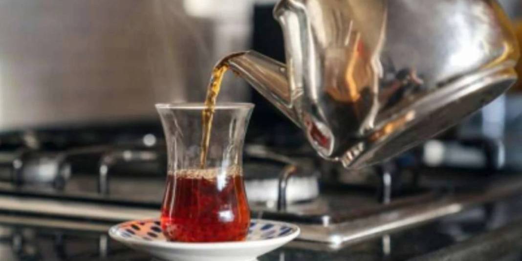 Herkes Karadeniz Bölgesi’ne has sanıyordu ama değilmiş! En çok çay tüketen il ortaya çıktı: İlk sıradaki ile inanamayacaksınız 5